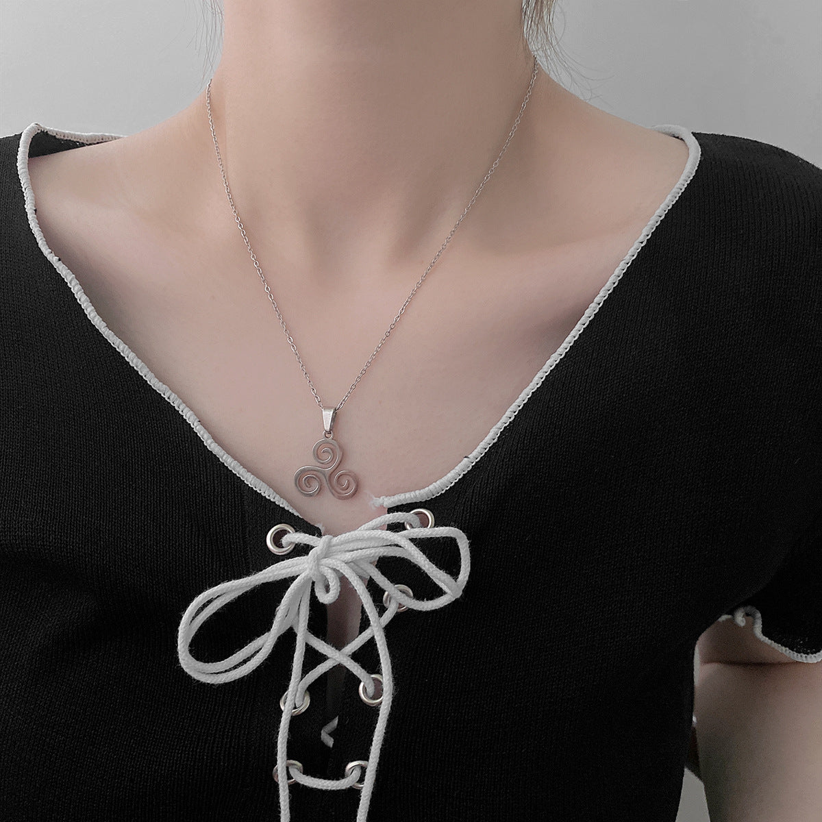 Salty Curves in Harmony Necklace