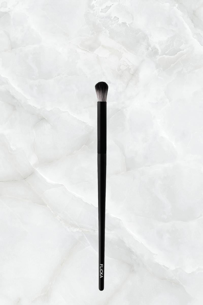 Flicka Cosmetics 12 Eyeshadow Brush