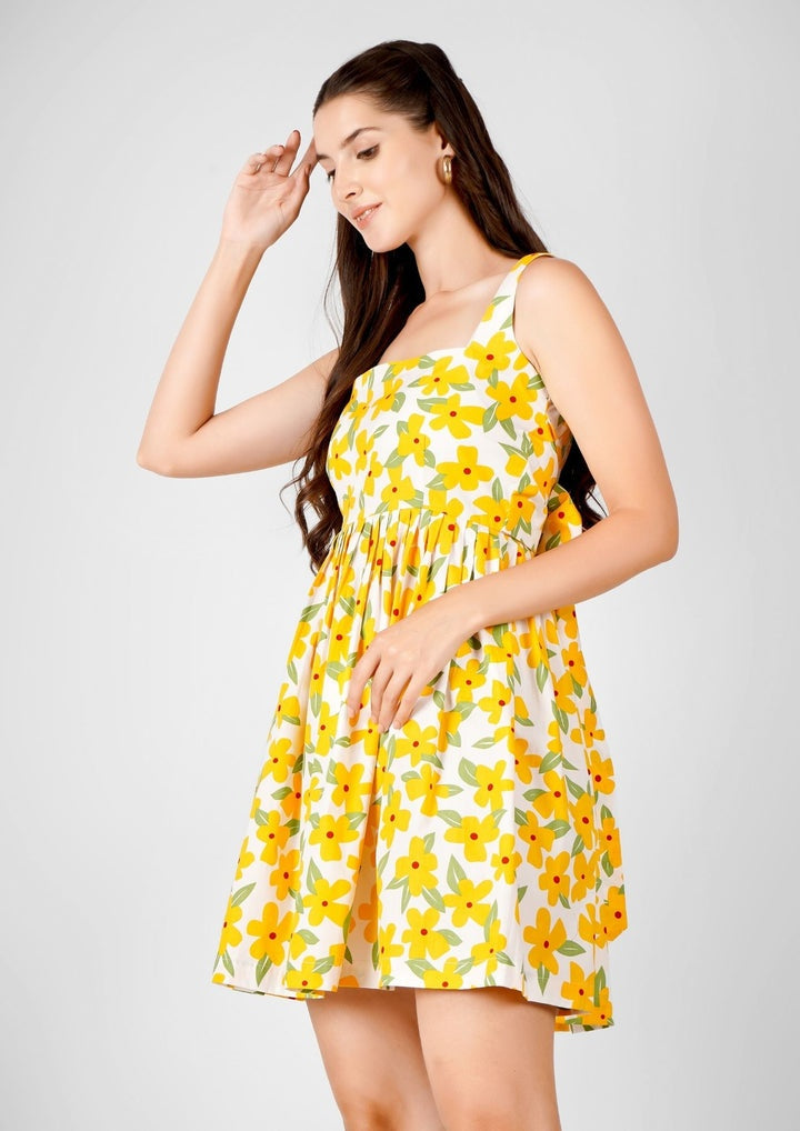 Studio OJS Buttercup Bow Dress