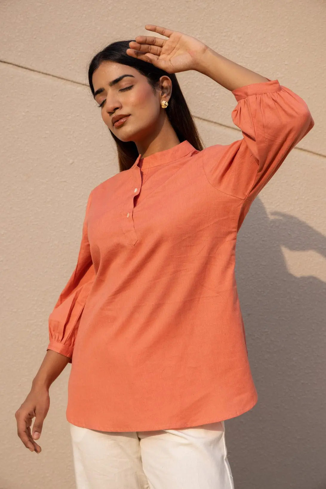 Sugnaa Short Linen Kurta