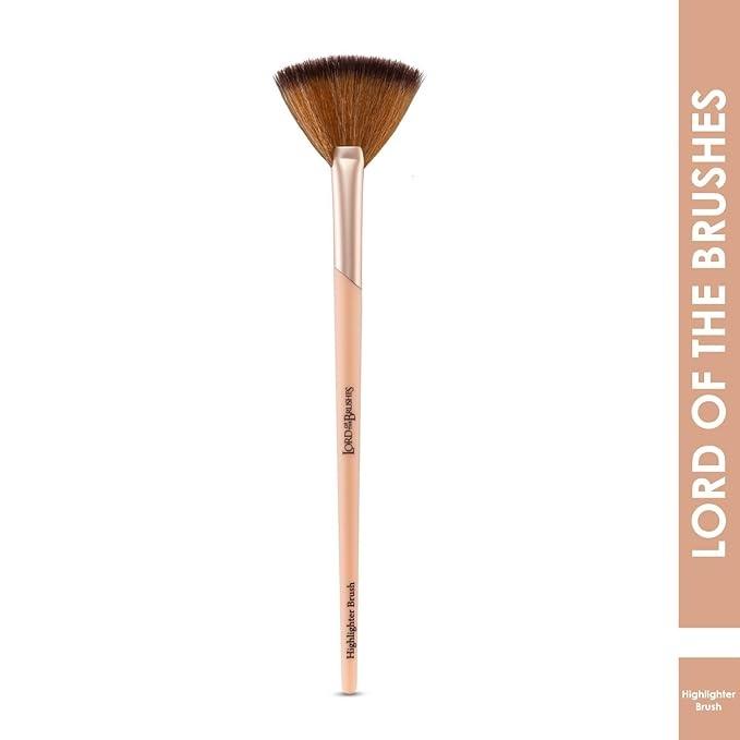 Glam21 Lord Of The Brushes Highlighter Fan Brush