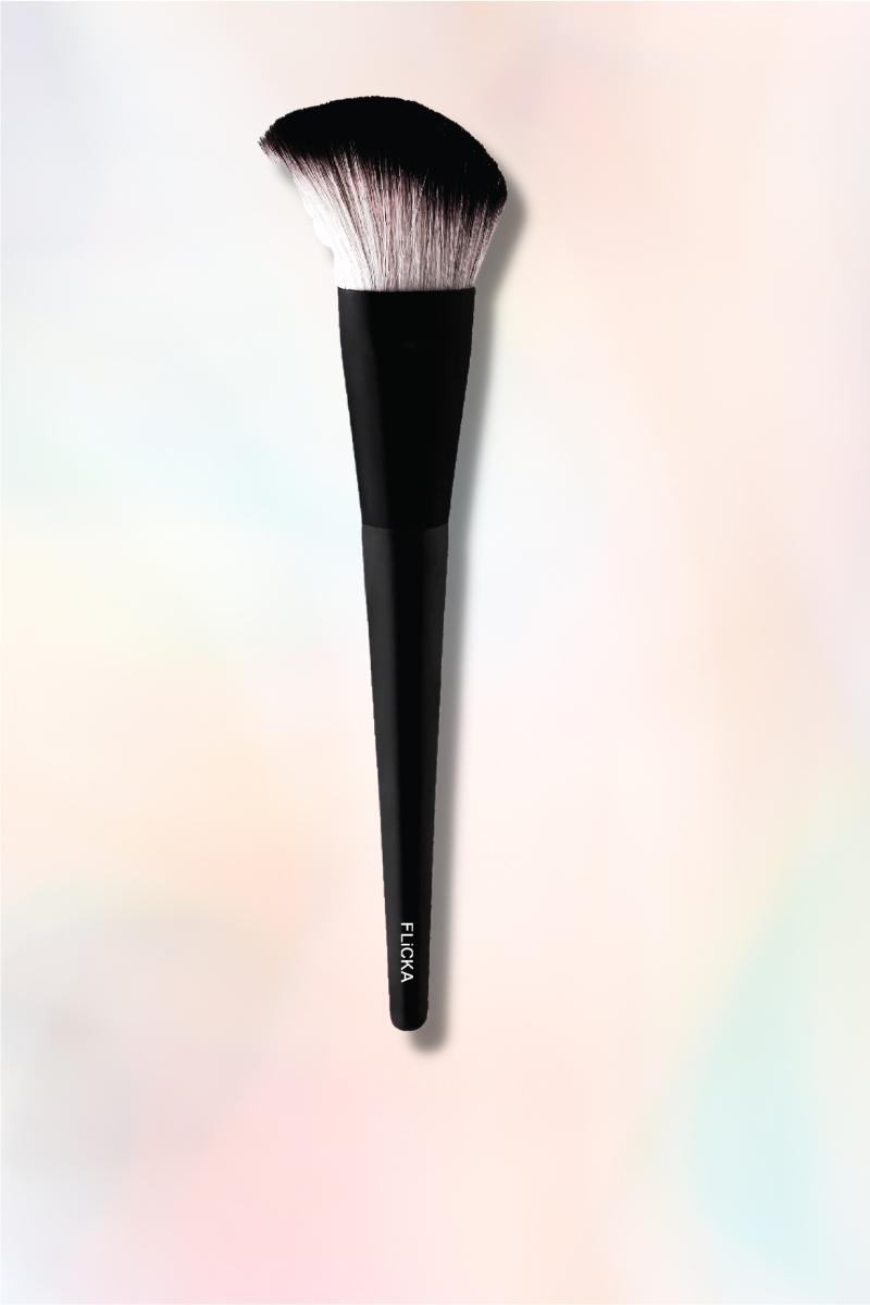 Flicka Cosmetics 02 Blusher/ Contour Brush