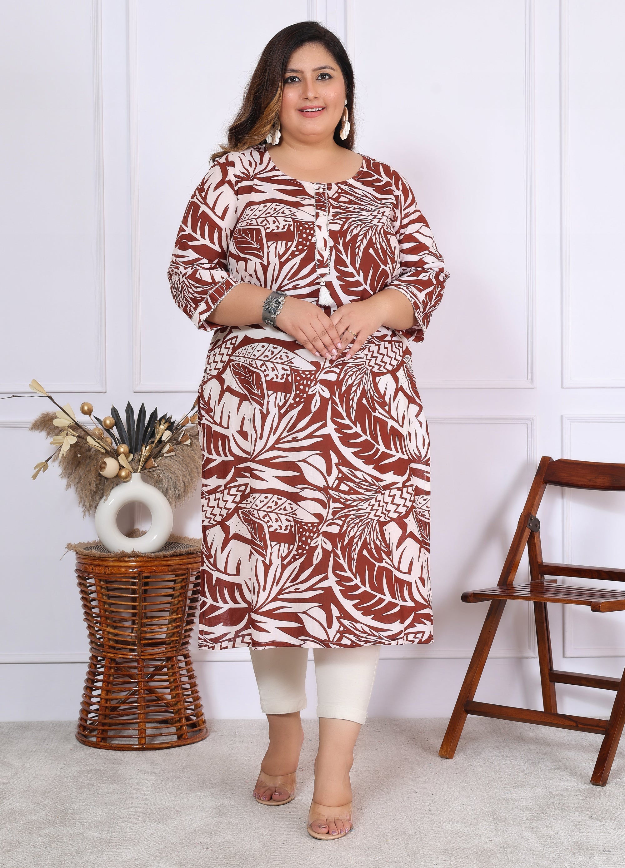 Label Flavia Women Printed Cotton Straight Kurta (B01-Mehroon)