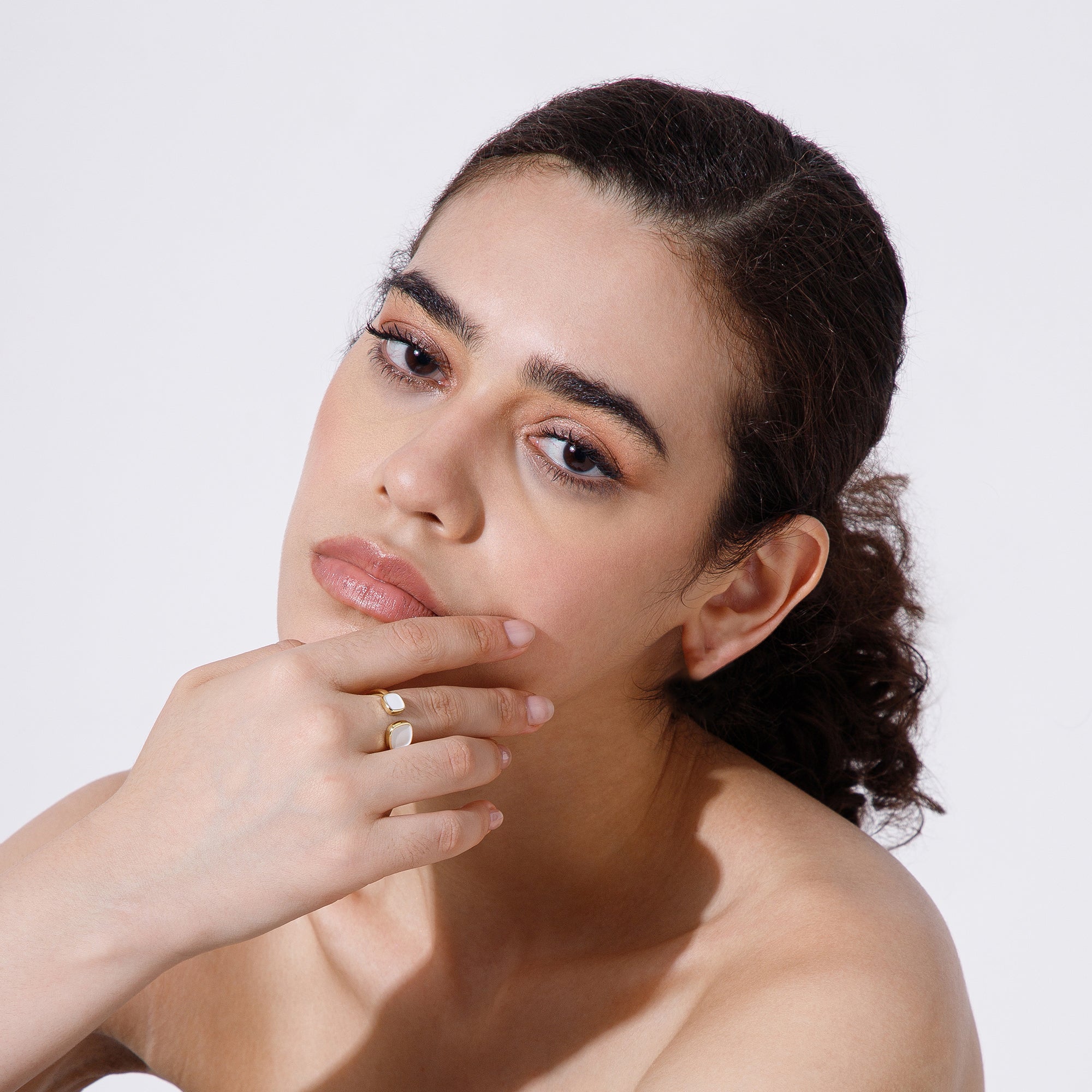 Salty White Raya Gold Ring