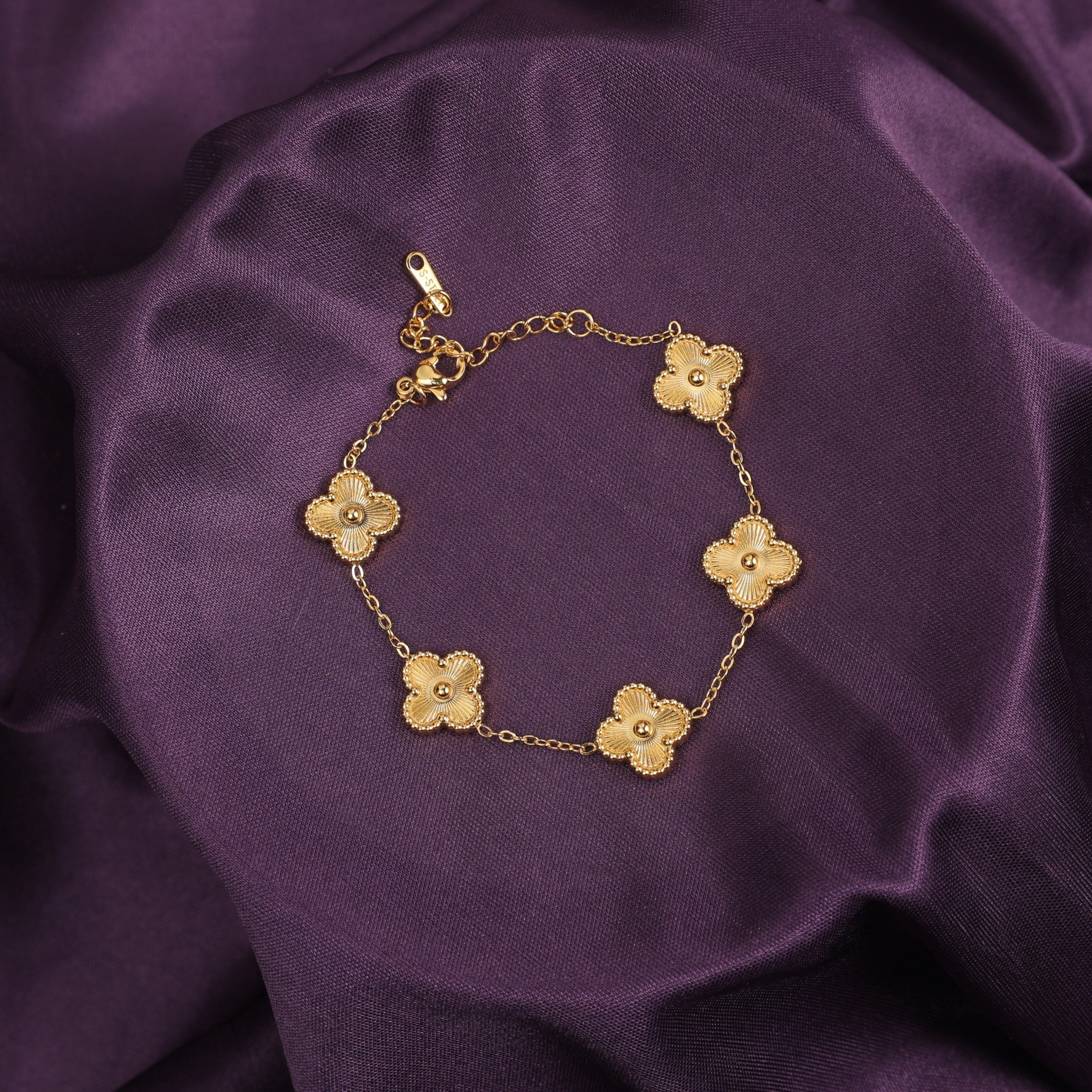 Salty Golden Luck Leaflet Bracelet
