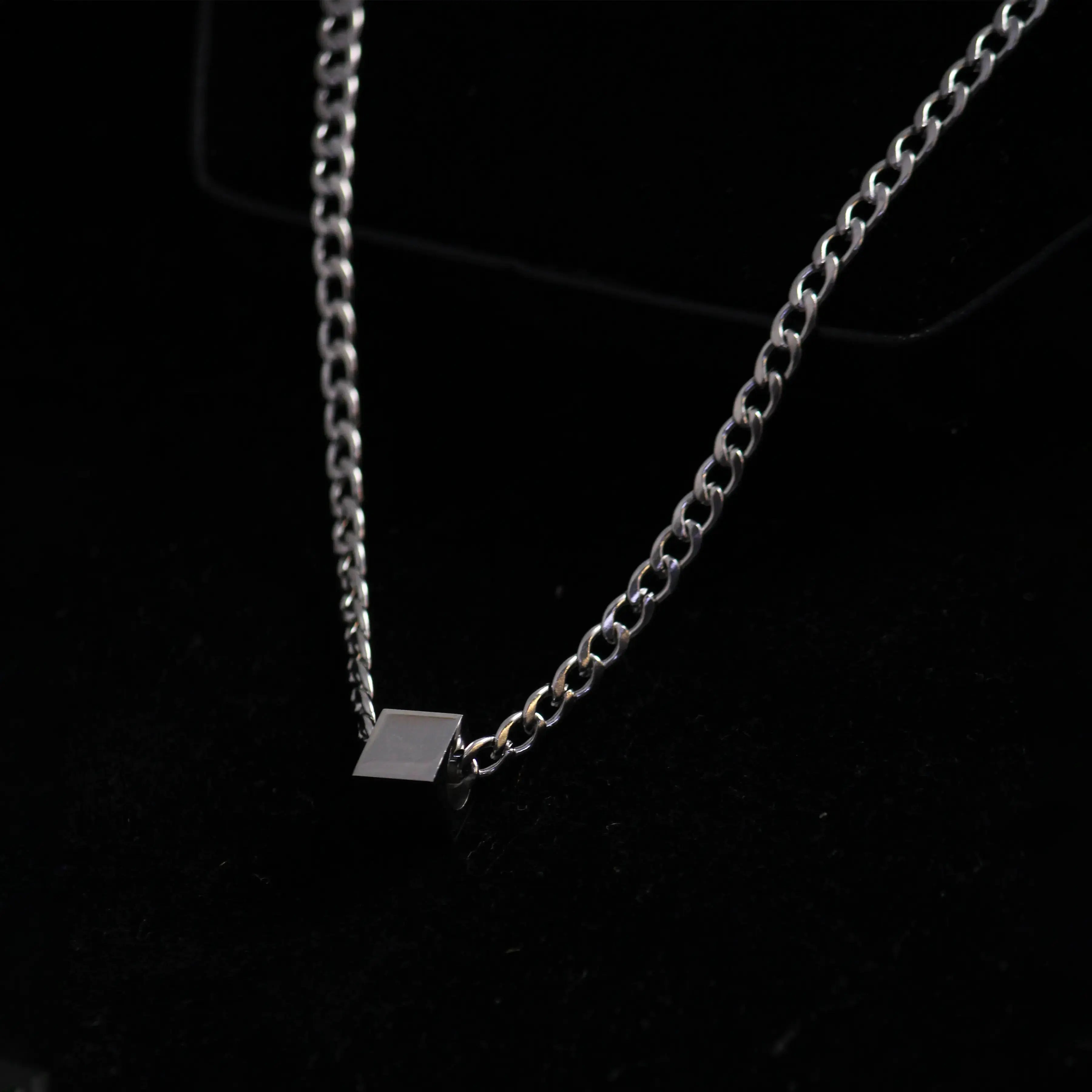 Salty Demeter Cubic Silver Metal Chain