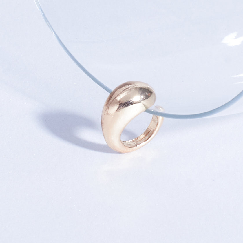 Salty Dazzling Round Gold Cuffs