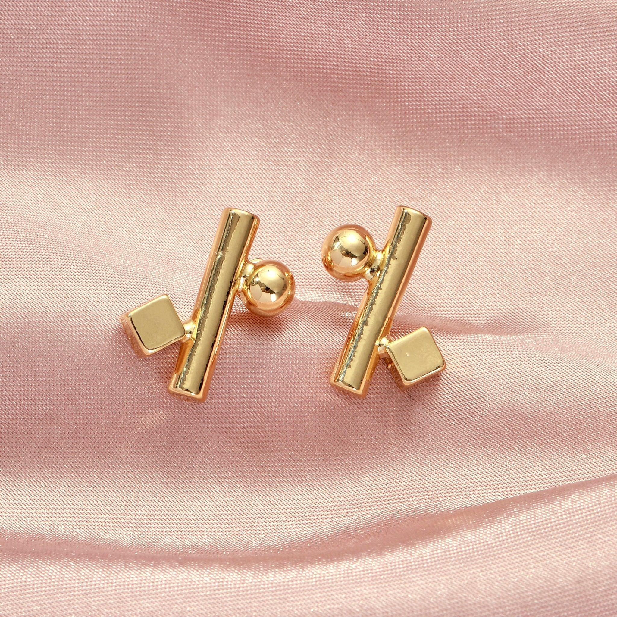 Salty Symmetry Split Earrings