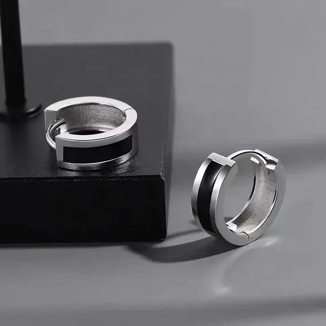 Salty Echoes Black Earrings