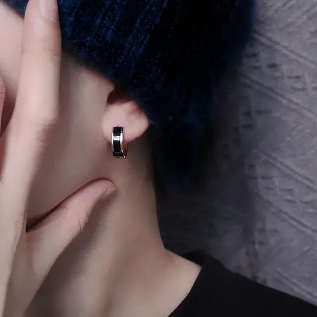 Salty Echoes Black Earrings