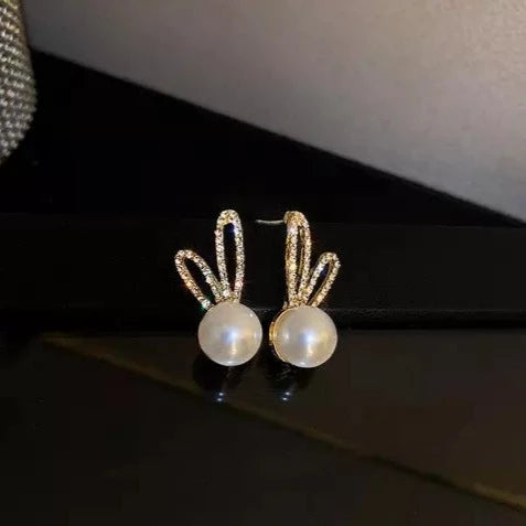 Salty FairyFrost Pearl Earrings