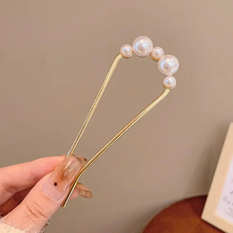 Salty Momi Bun Pin