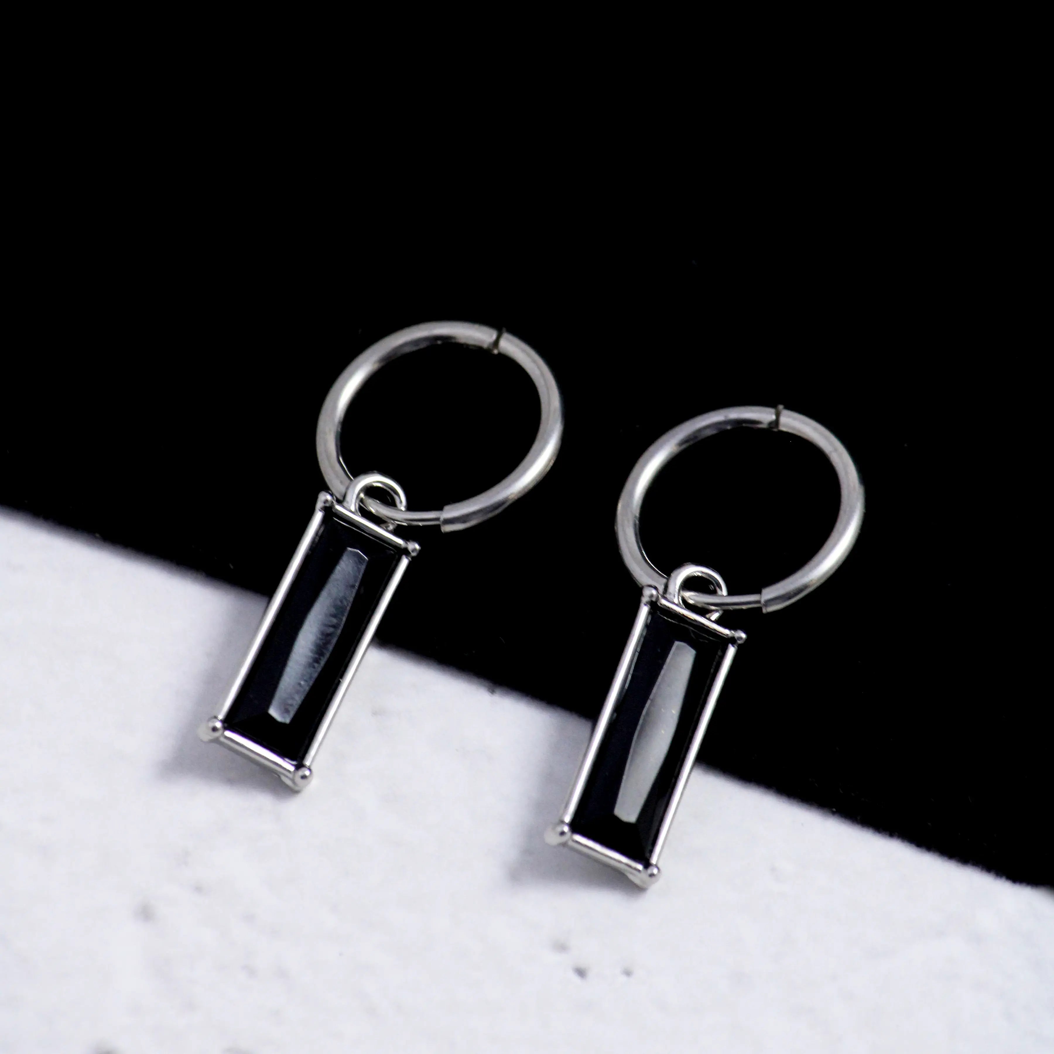Salty Jaunty Black Earrings (1 Side)