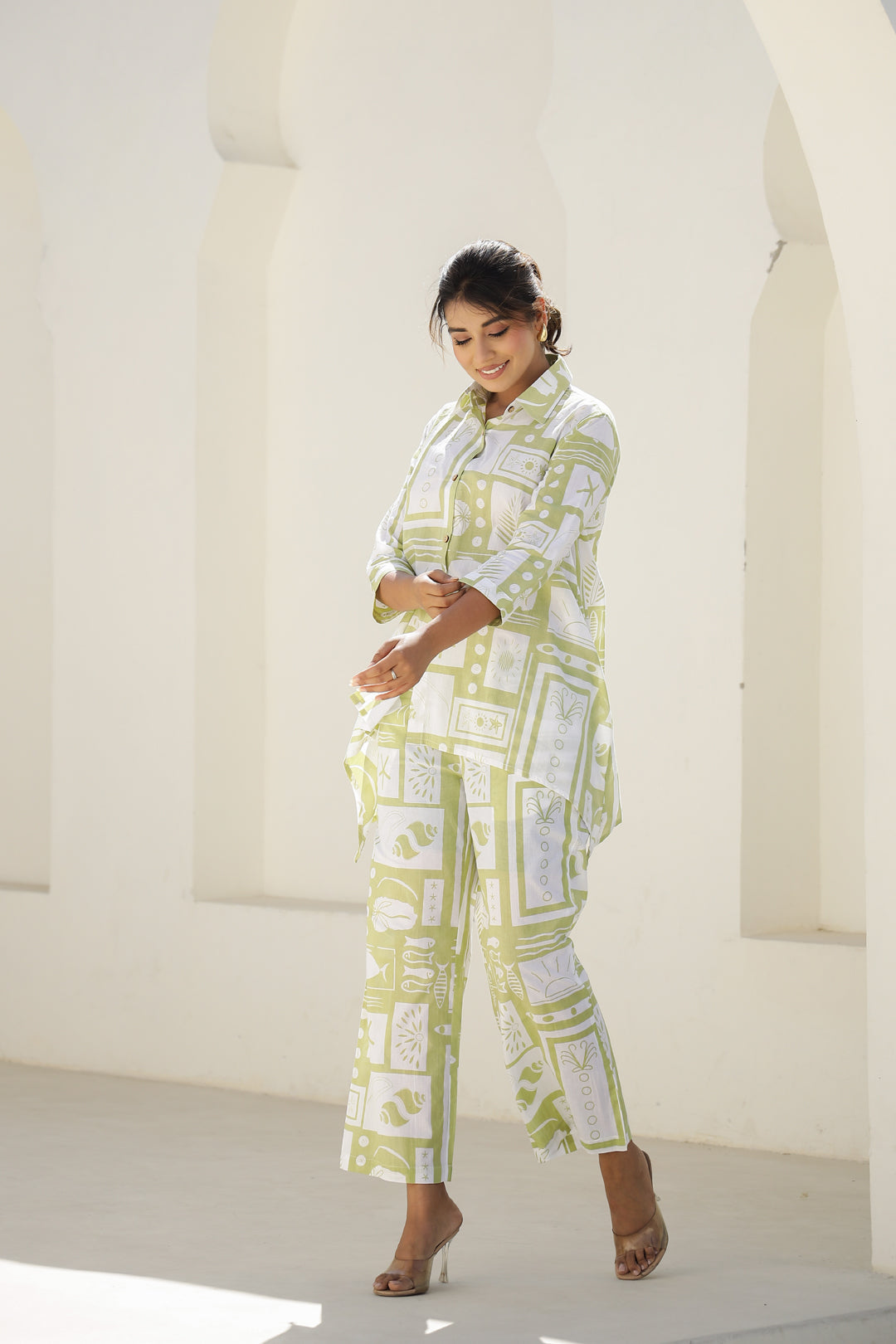 Label Flavia Chic Abstract Print Co-Ord Set