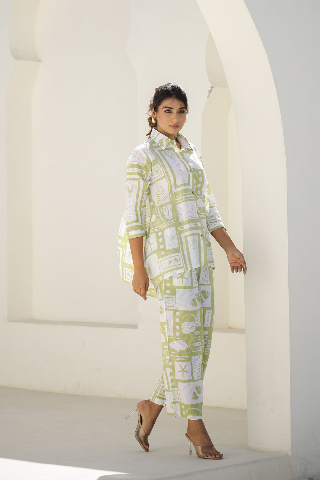 Label Flavia Chic Abstract Print Co-Ord Set
