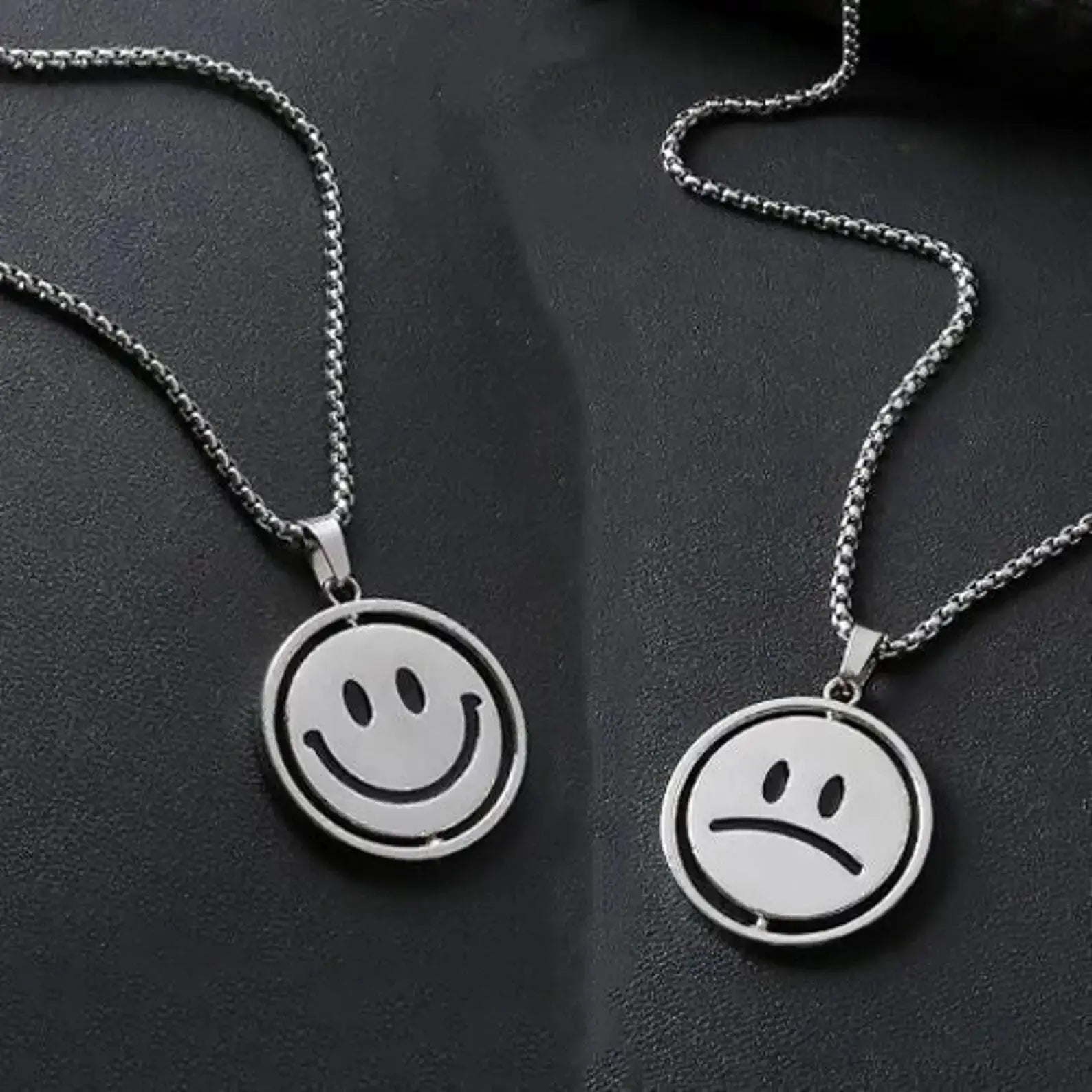 Salty Mood Locket Chain