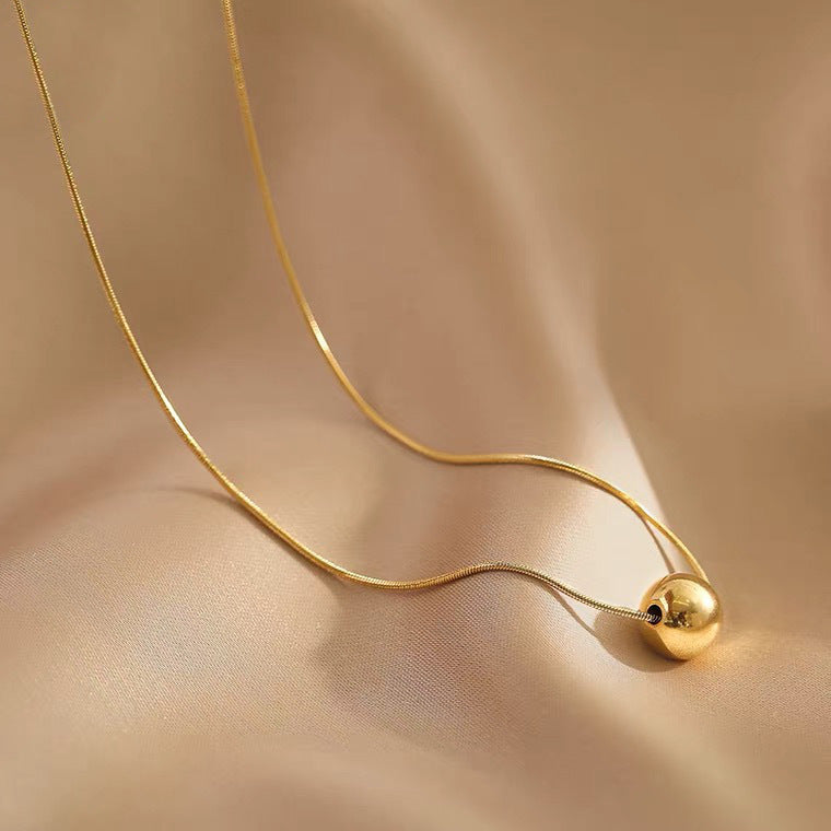 Salty Dream Ball Golden Necklace