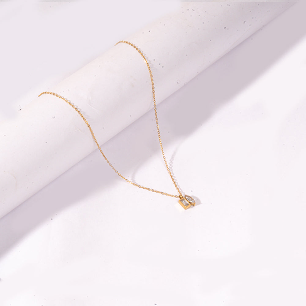 Salty Golden White Stone Necklace