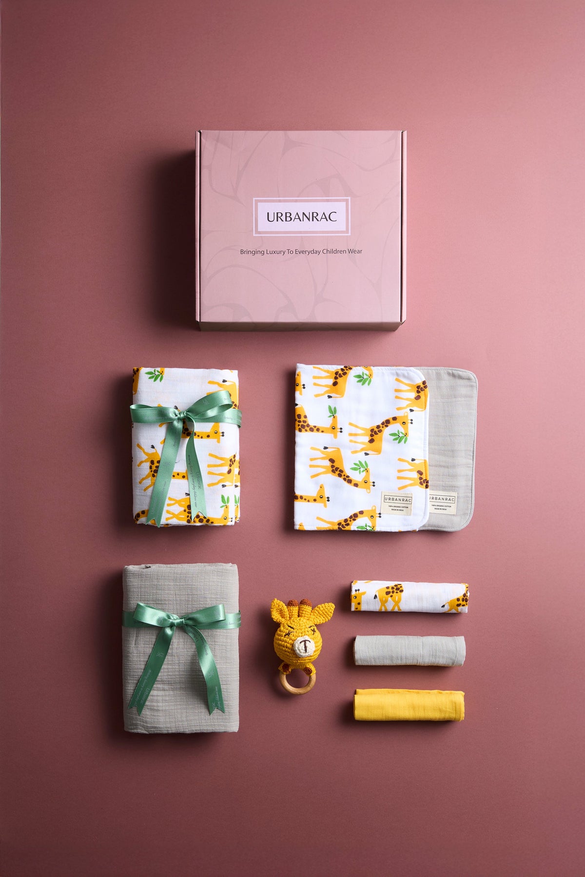 Urbanrac Luxury Baby Gift Set - GOTS Certified Organic Muslin Essentials - Giraffe