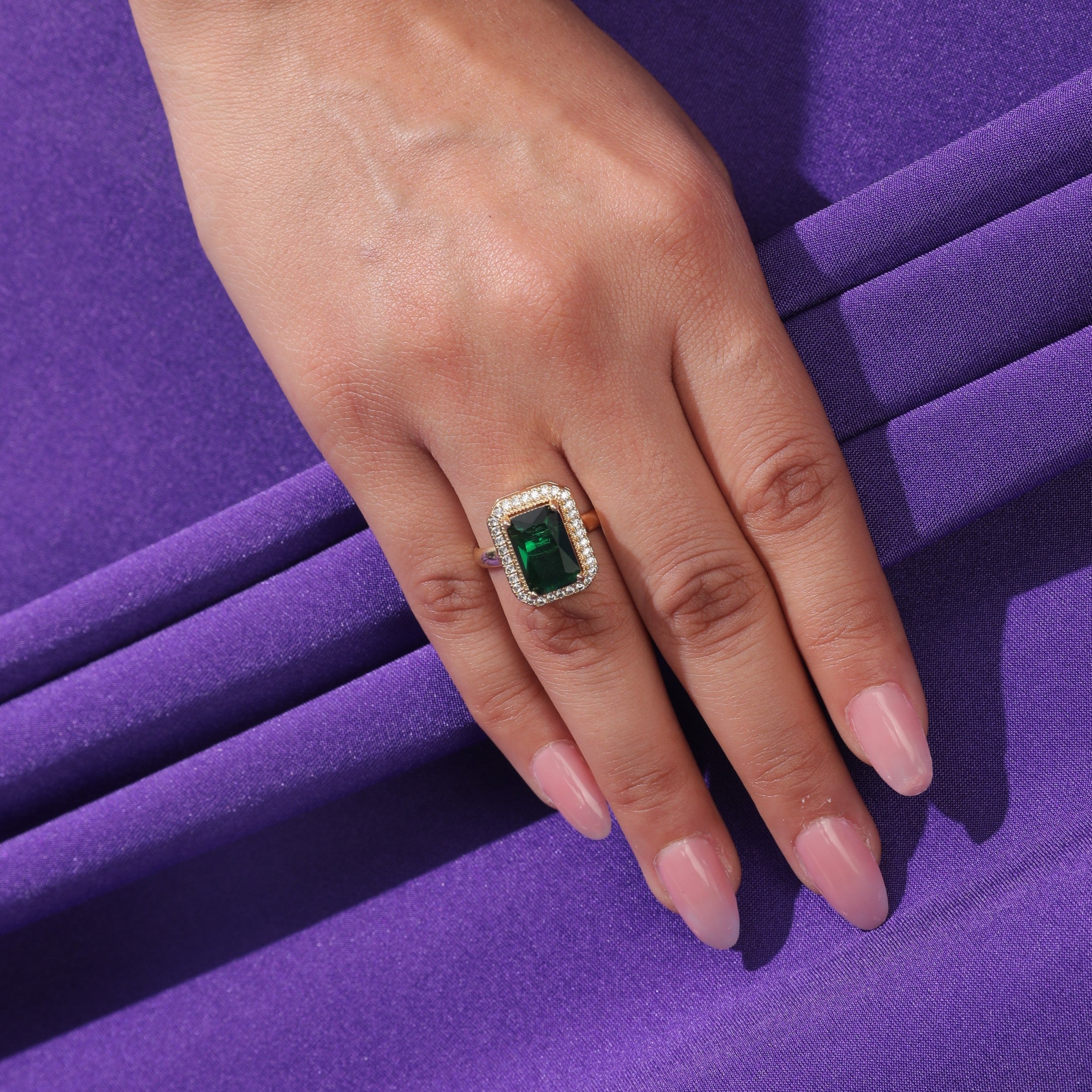 Salty Artemisia Emerald Solitaire Ring