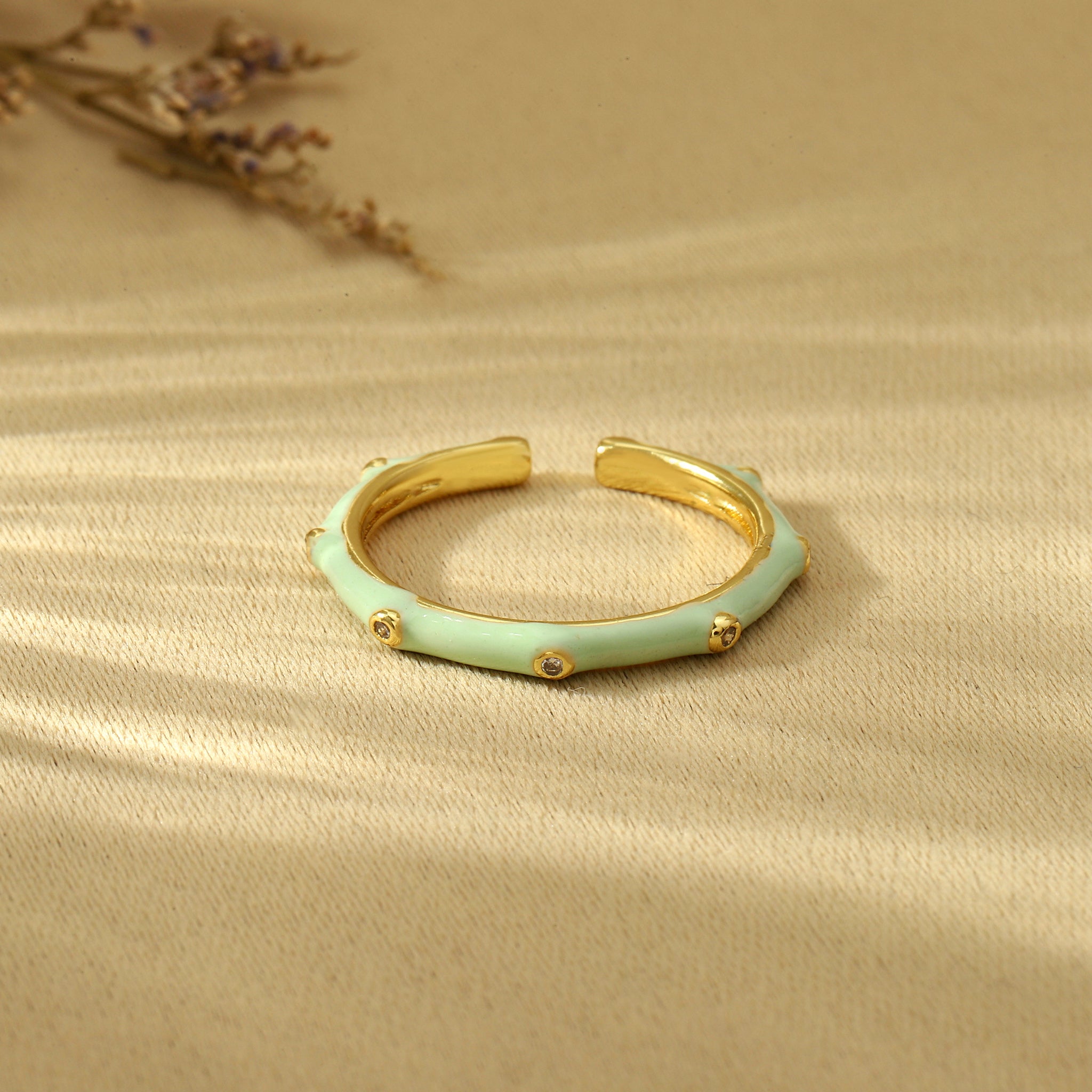 Salty Sinister Splendor Ring - Green