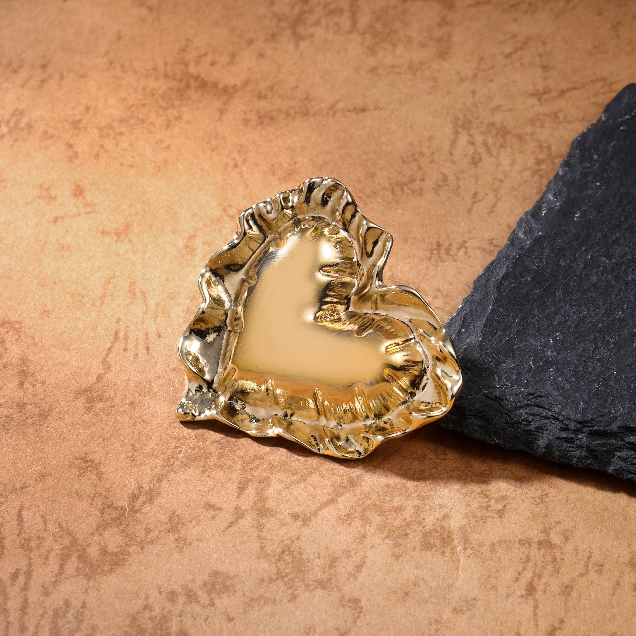 Salty Lace Open Heart Ring