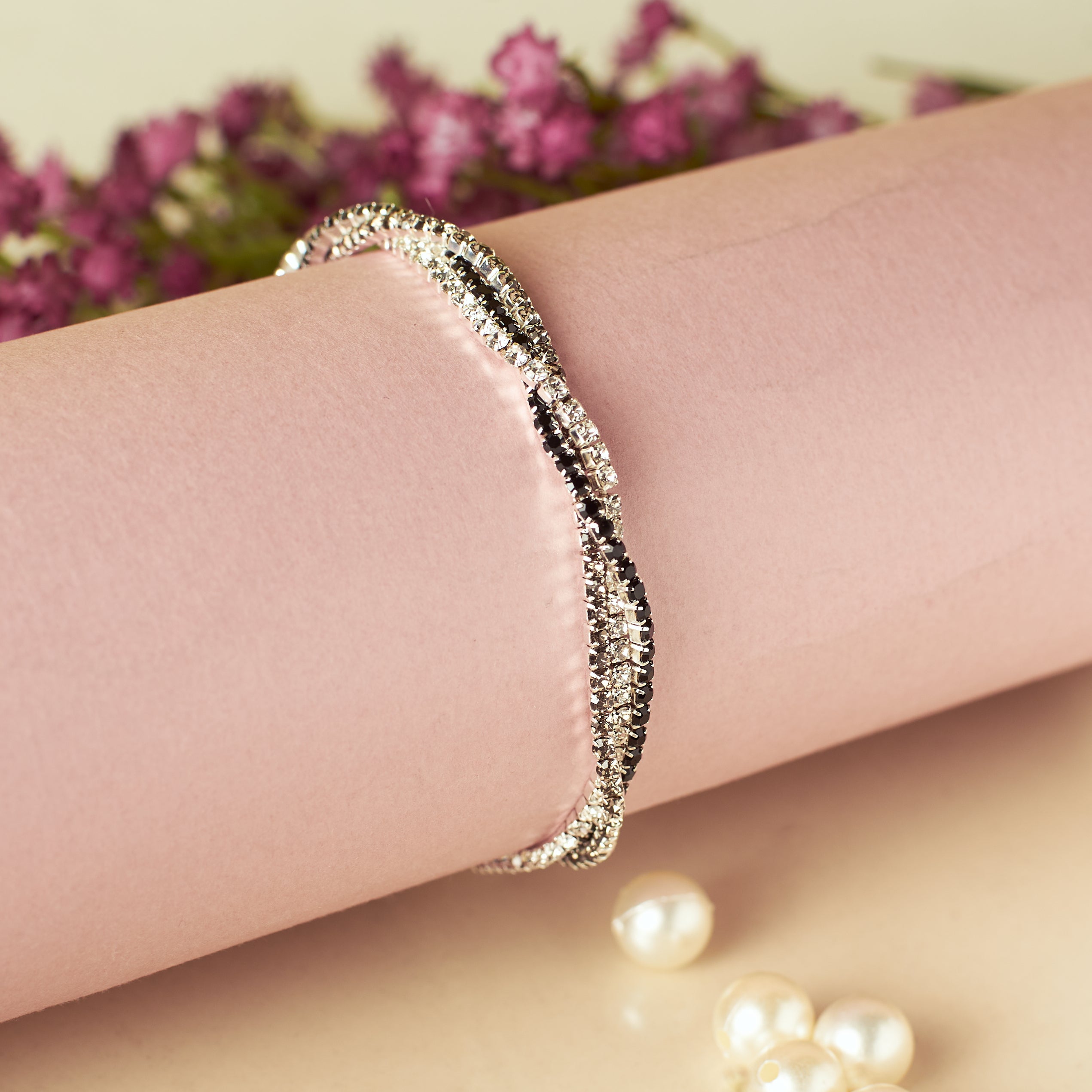 Salty Luxe Elegance Stretchable Band