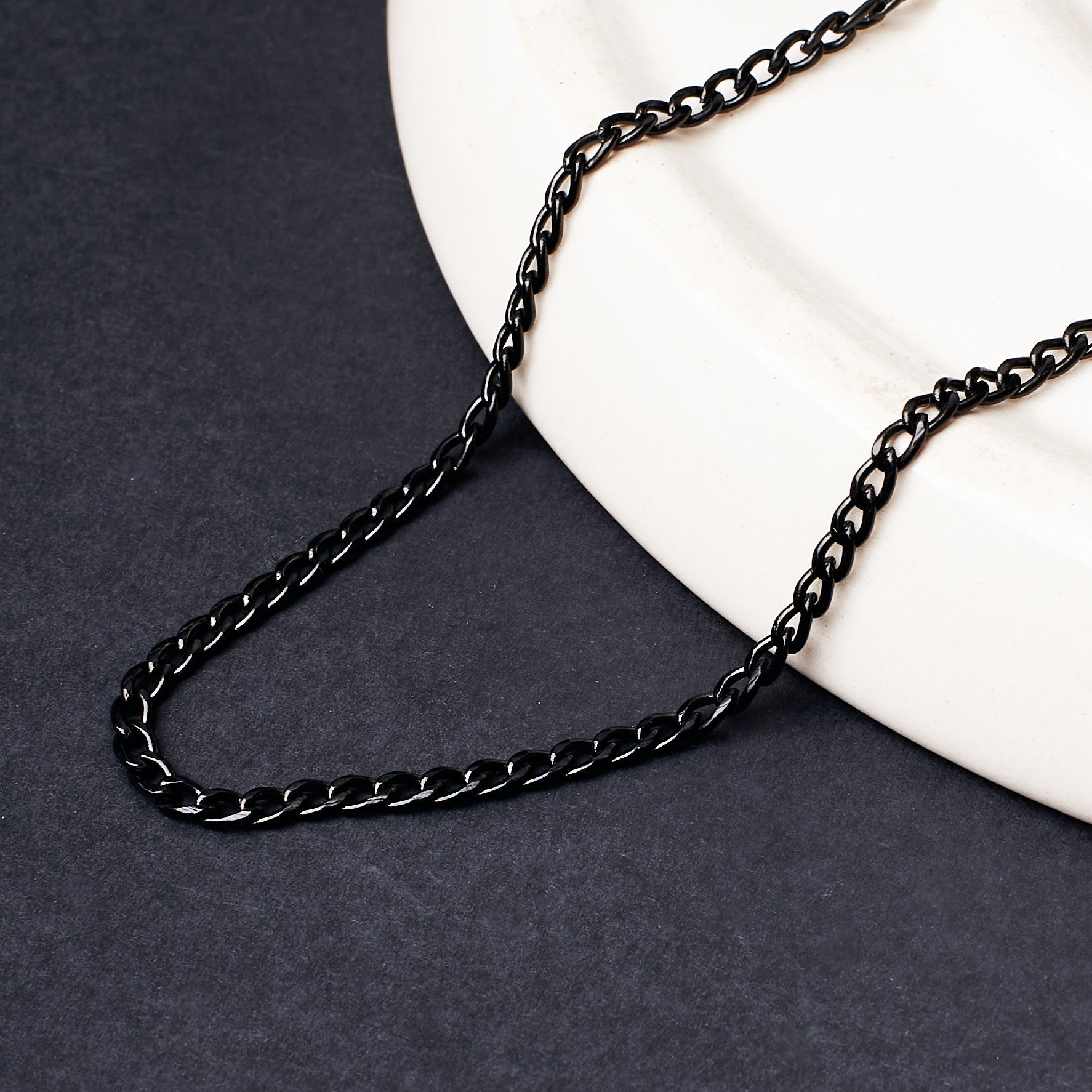 Salty Ironclasp Black Chain