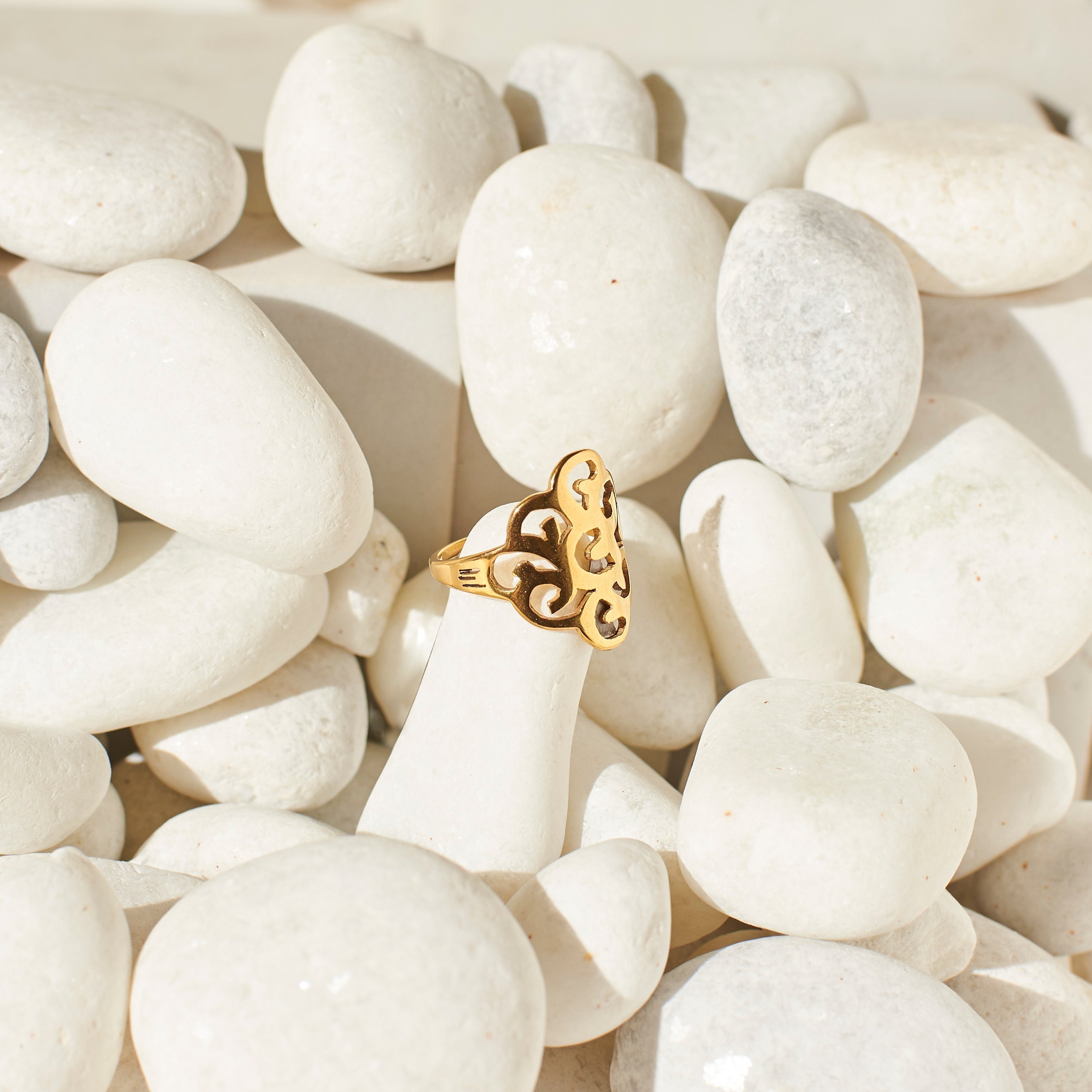 Salty Vineyard Blossom Ring
