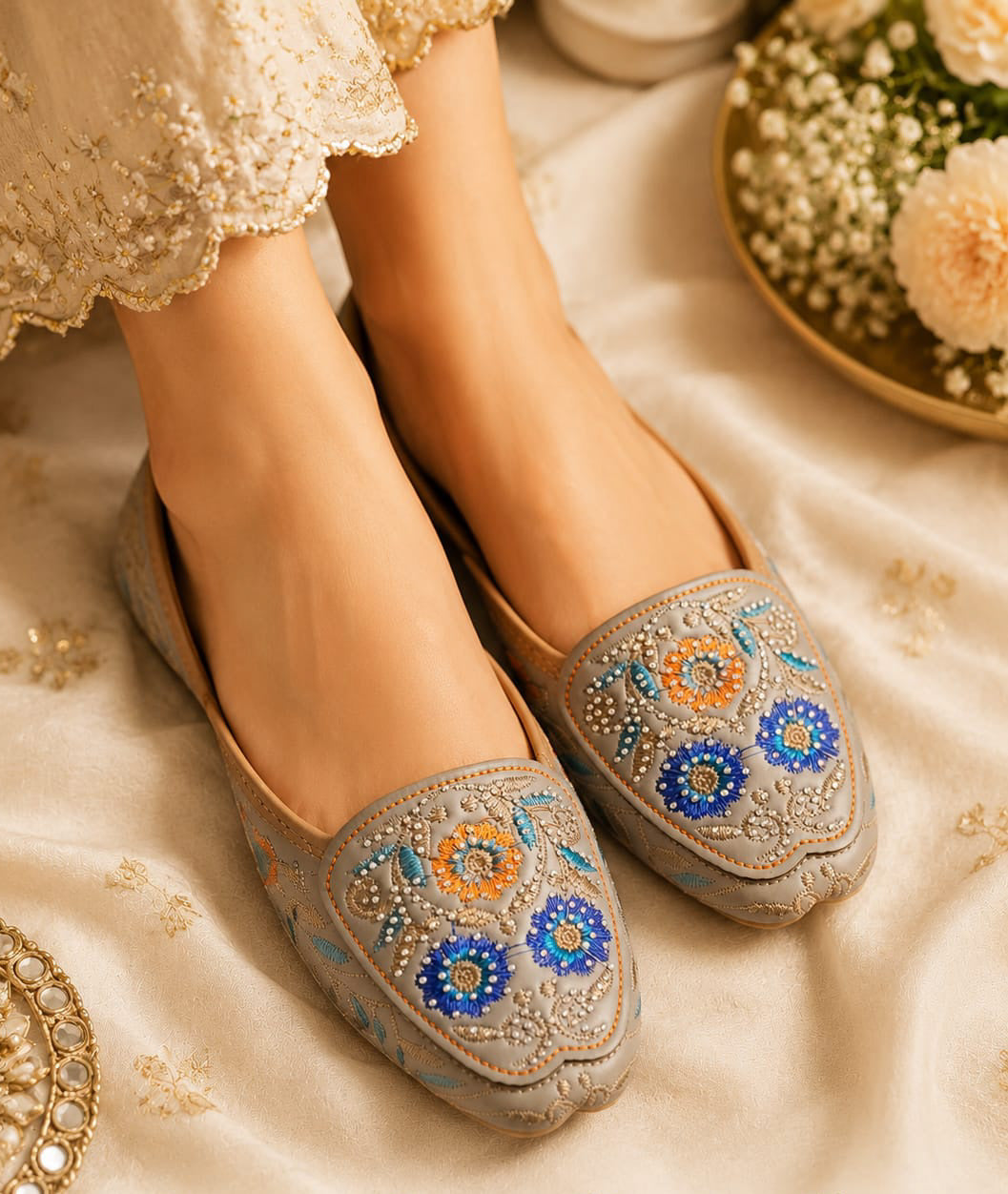 Dhajcraft Grey Embroidered Jutti