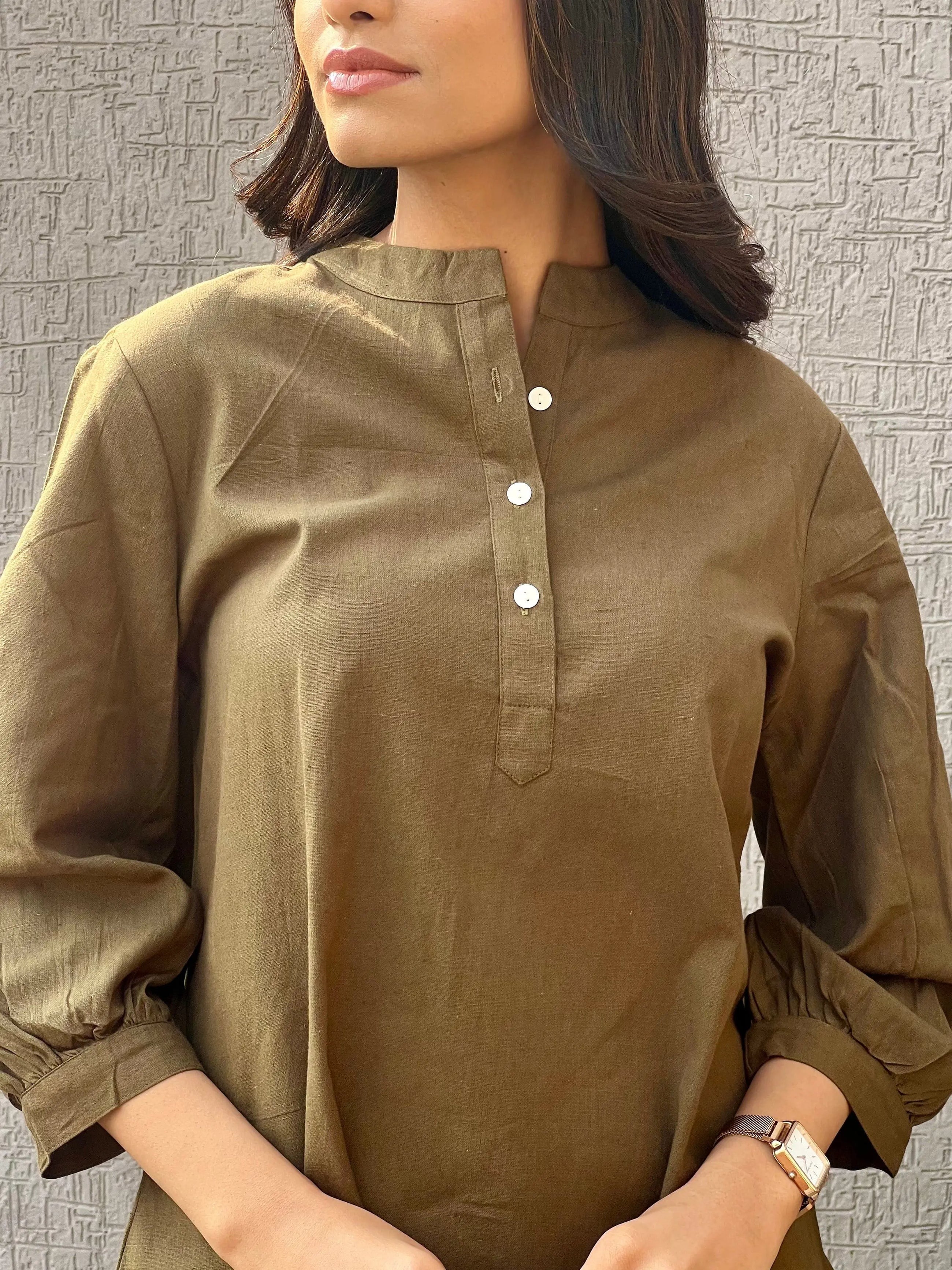 Sugnaa Short Kurta - Olive