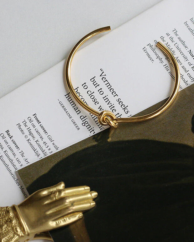 Salty Unity Knot Wristlet - Gold