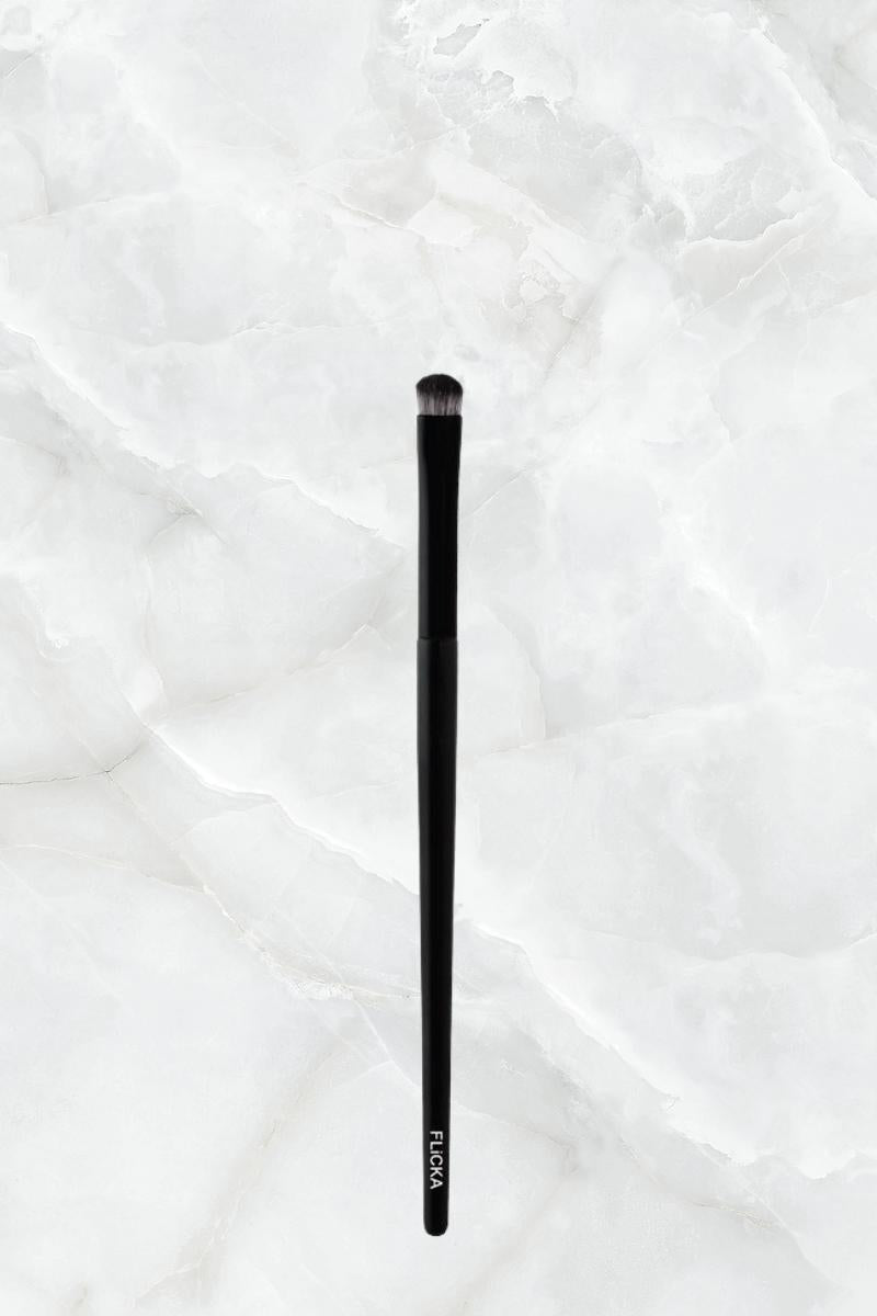 Flicka Cosmetics 11 Shadow Brush