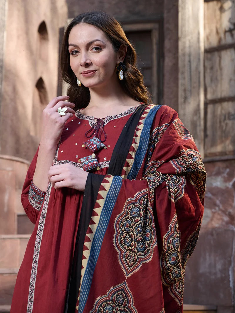 Stylum Women Regular Sequinned Pure Cotton Kurta with Trousers & With Dupatta