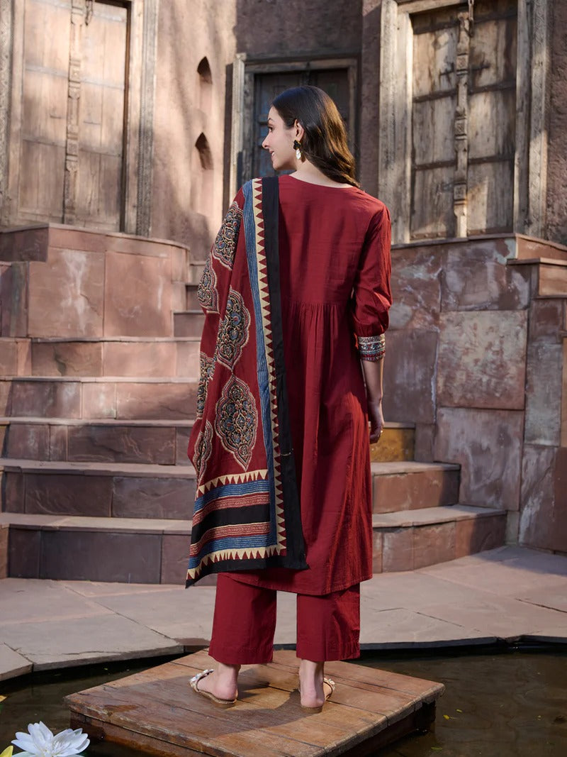 Stylum Women Regular Sequinned Pure Cotton Kurta with Trousers & With Dupatta