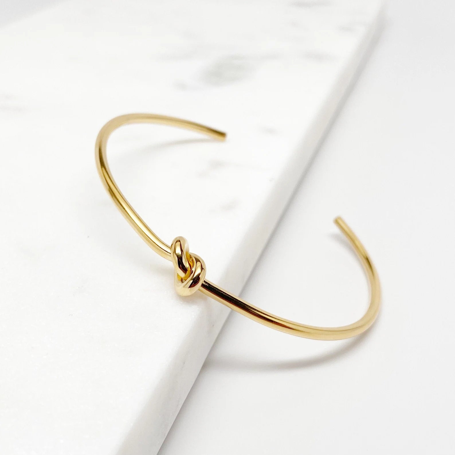 Salty Unity Knot Wristlet - Gold