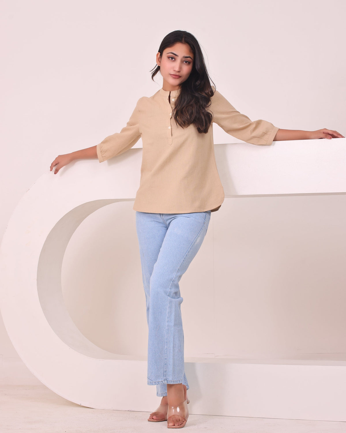 Sugnaa Short Linen Kurta