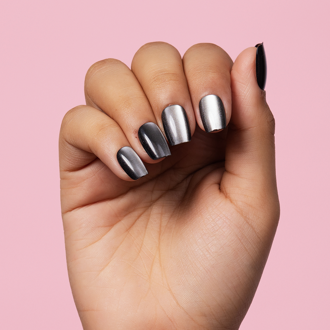 Gush Beauty Black Cat Energy Cat Eye Nails (Medium Square)