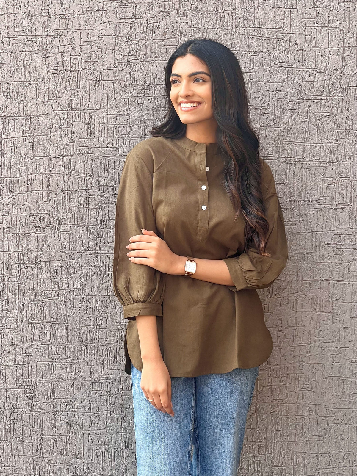Sugnaa Short Linen Kurta