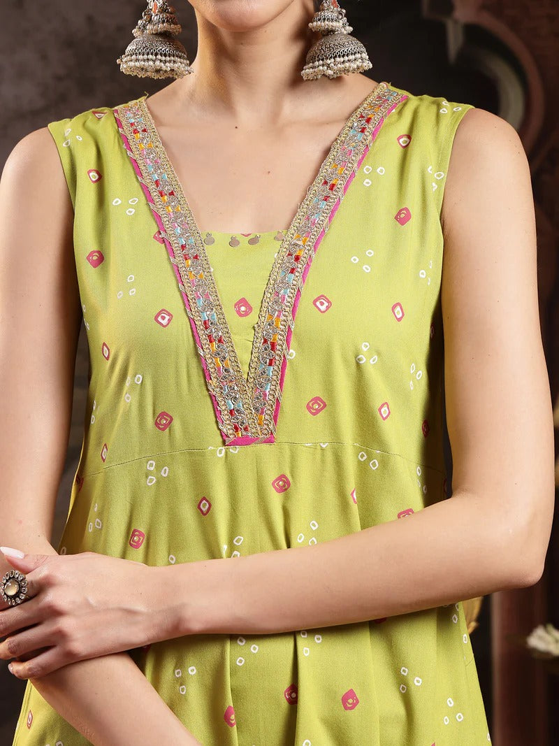 Stylum Women Bandhani Printed Bandhej A-Line Thread Work Pastels Kurta With Dupatta