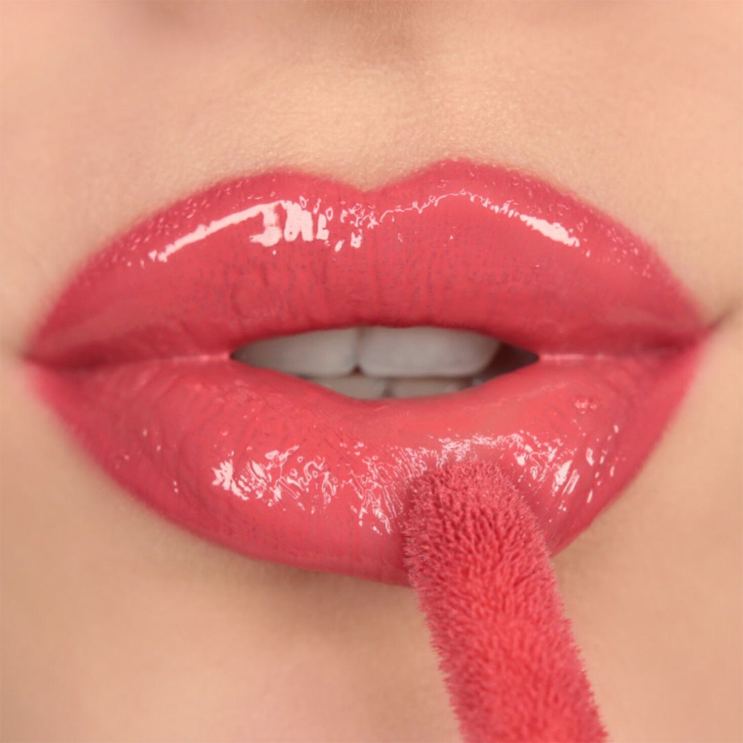 Makeup Revolution Pout Bomb Plumping Gloss