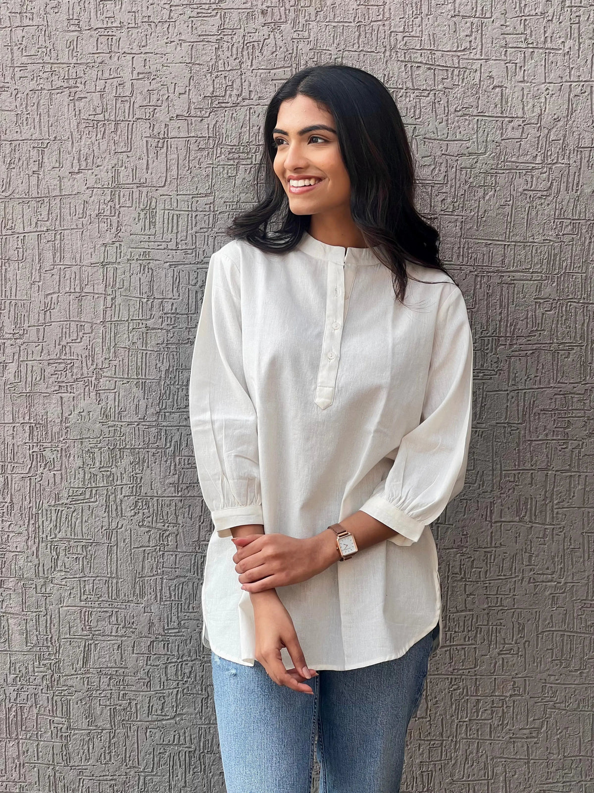 Sugnaa Short Linen Kurta