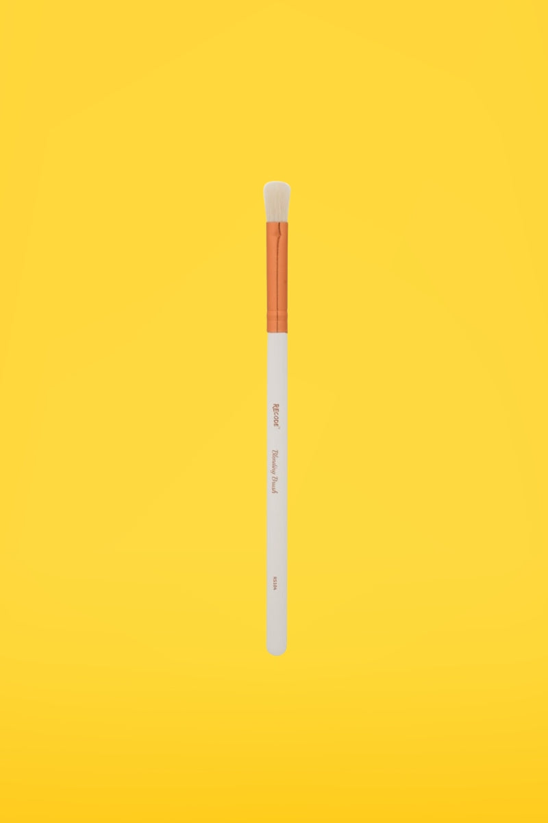 Recode Eyeshadow Smudge /Blending Brush - Rs 104