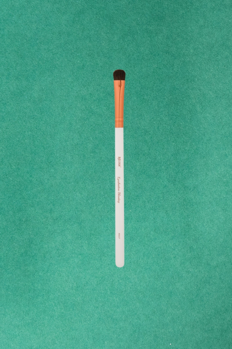 Recode Eyeshadow Blending Applicator Brush - Rs-117