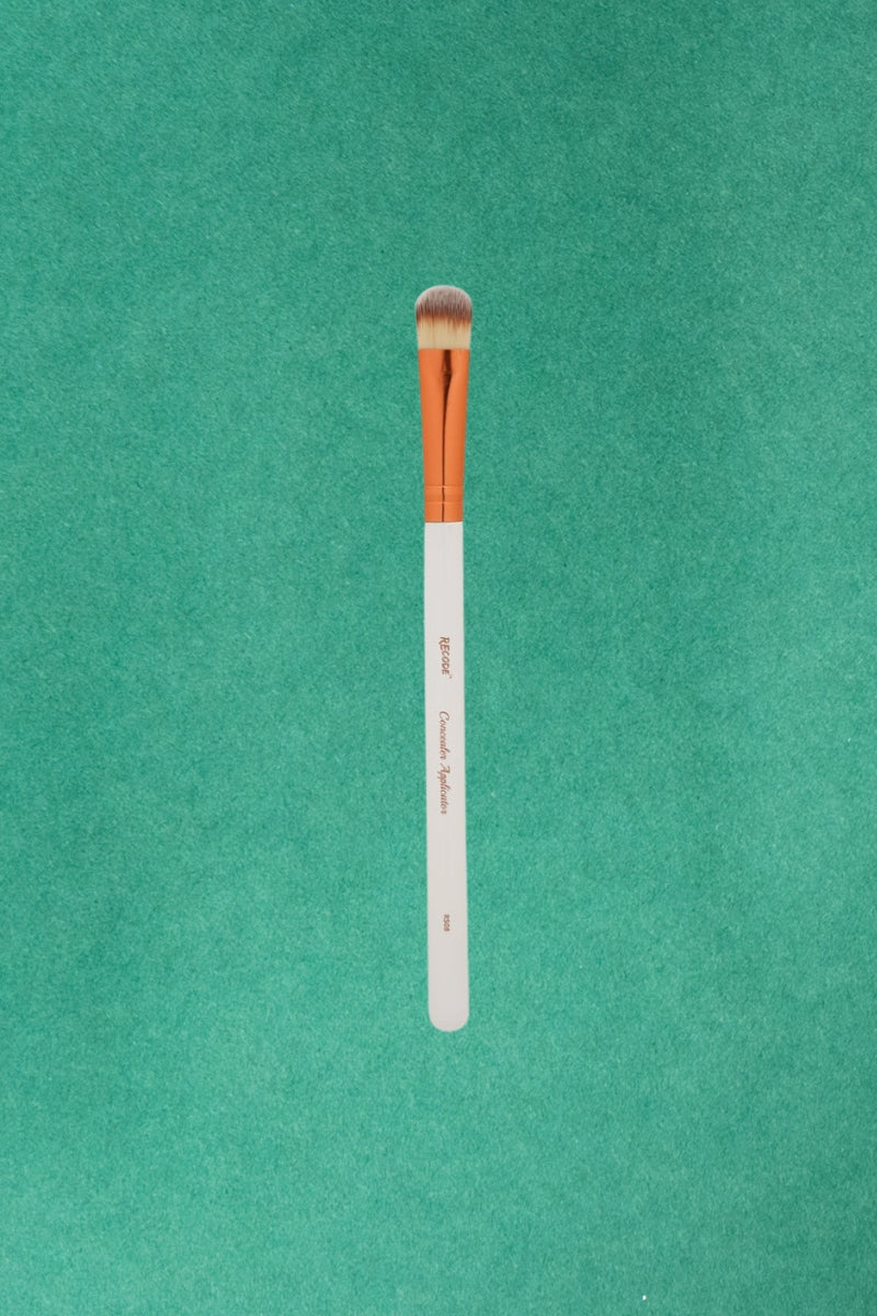 Recode Concealer Applicator Brush - Rs 08