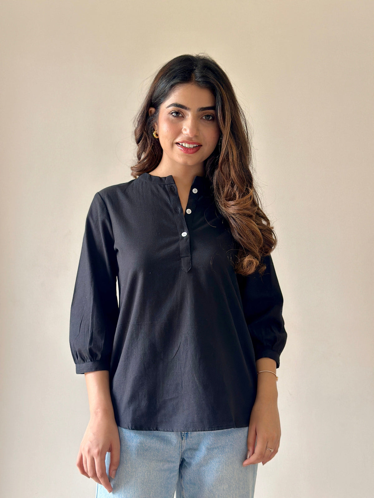 Sugnaa Short Linen Kurta