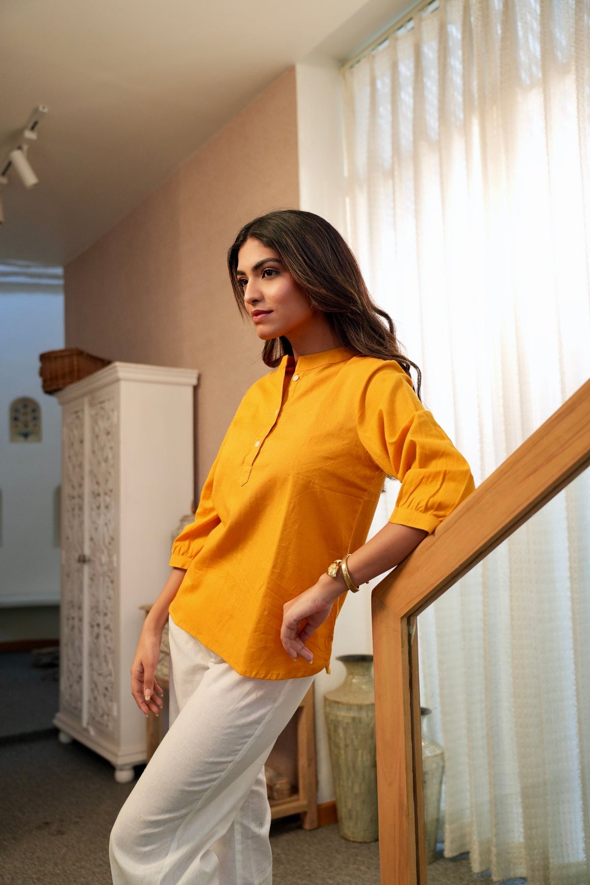Sugnaa Short Linen Kurta