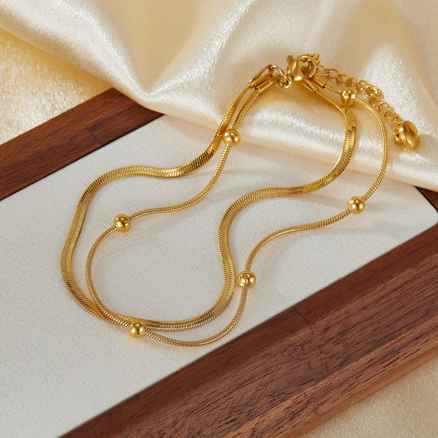 Salty Golden Orbit Anklet