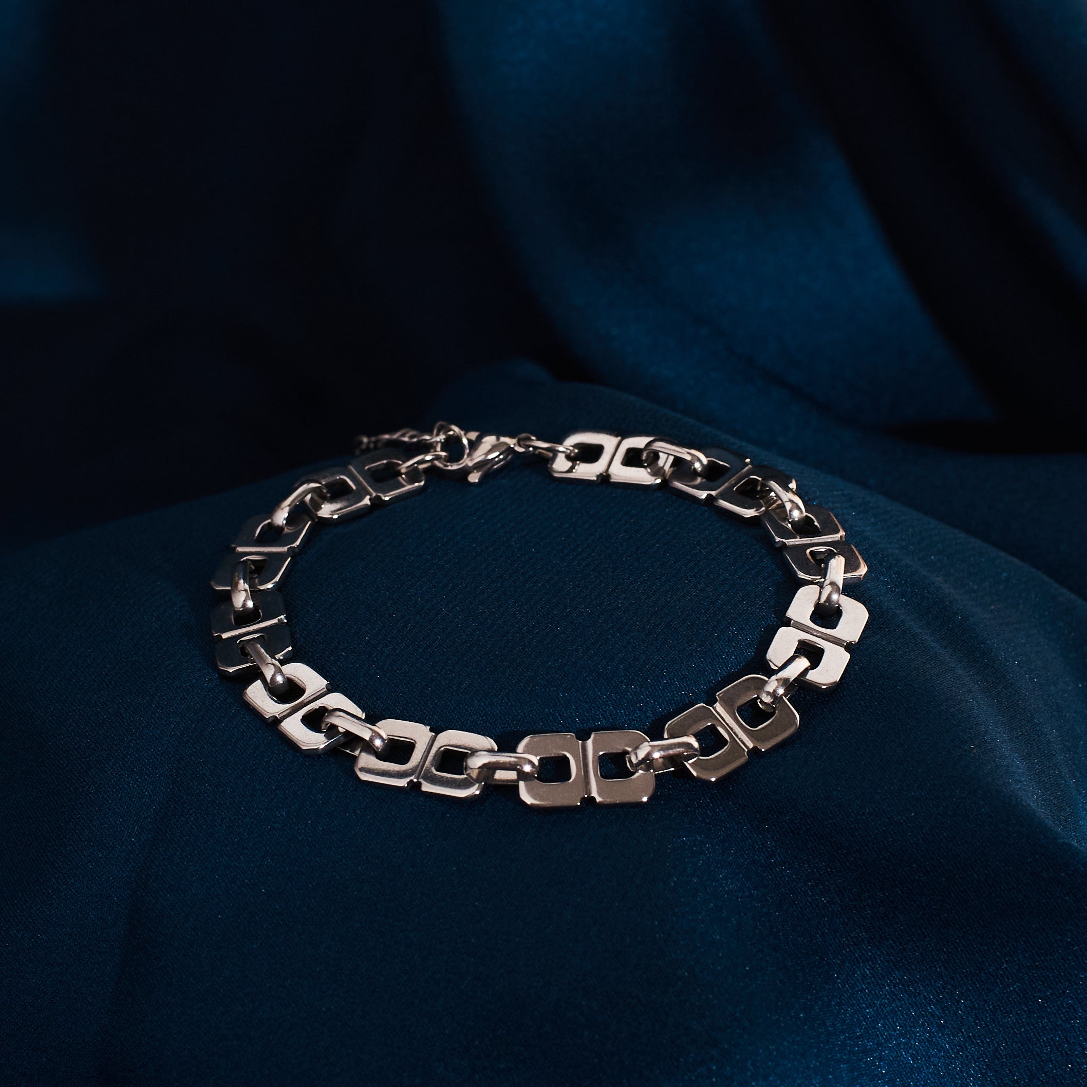 Salty Geometric Chain Silver Bracelet