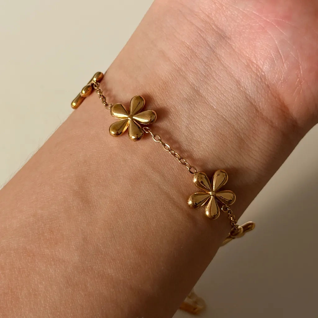 Salty Golden Petal Glow Bracelet
